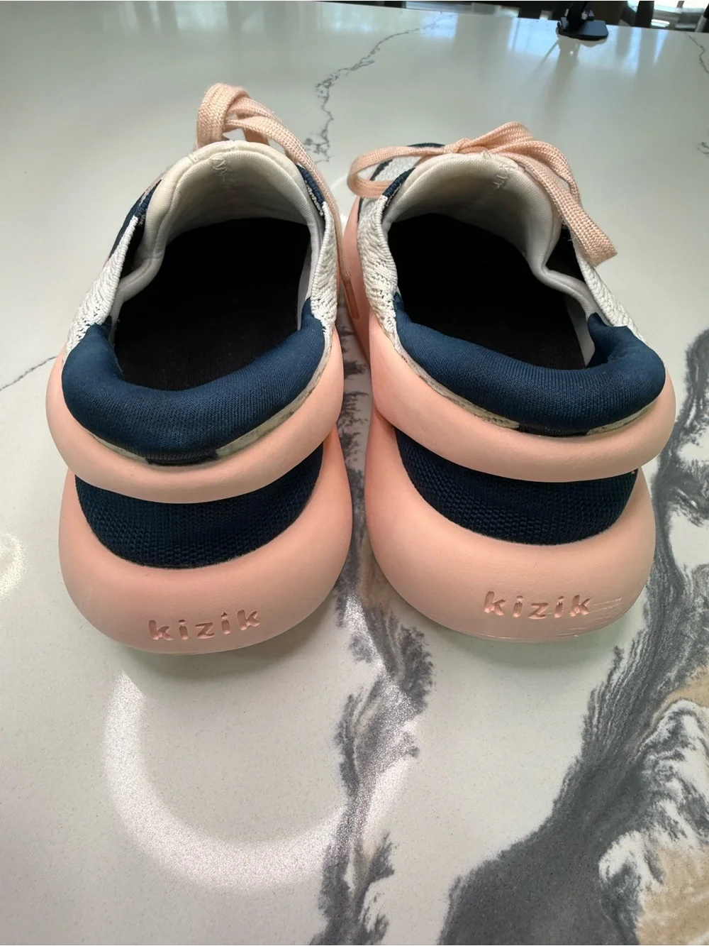 Kizik Athens Shoes Mens Size 6.5 Womens 8 White Navy Pink Sneakers Slip On